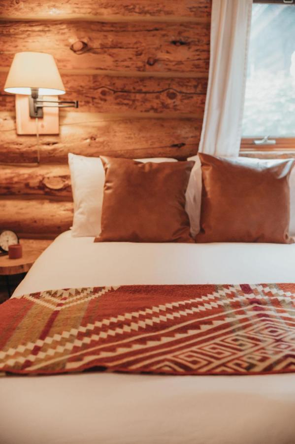 Wilder And Pine Riverside Cabins 스티븐슨 외부 사진